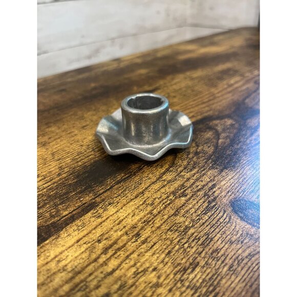 Carson Pewter Star-Shaped Candle Holder - Picture 1 of 4